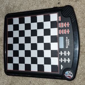 Excalibur Electronic Chess Game 901E-4 Magnetic Pieces Complete Tested Teach